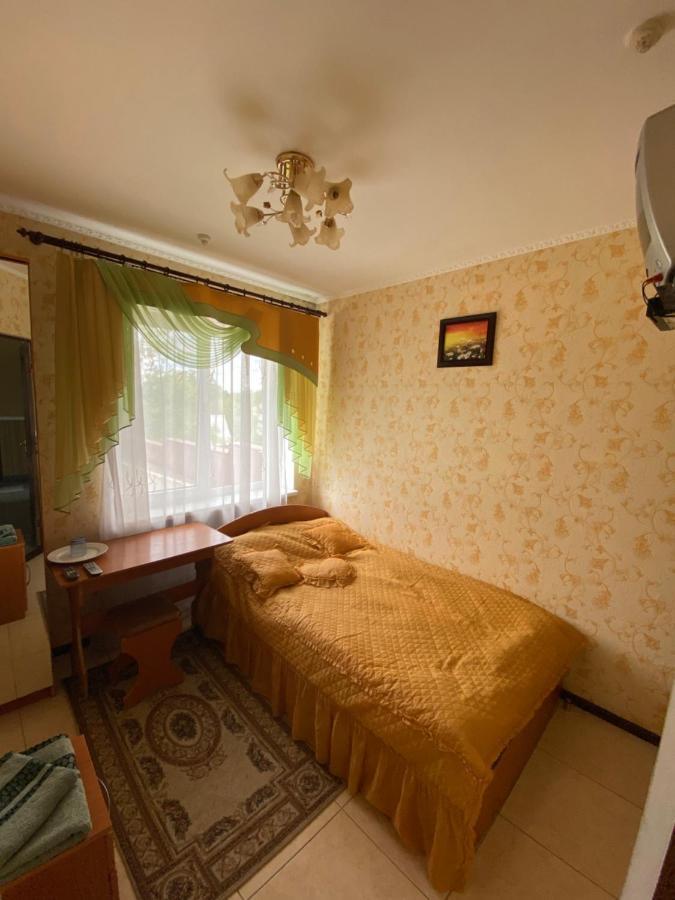 Hotel Золотий Лев Zvenyhorodka Exteriér fotografie